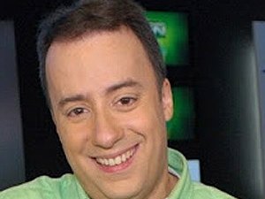 Morre aos 43 anos o narrador da TV Record Maurício Torres