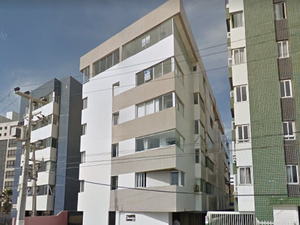 Homem de 41 anos é socorrido após cair de telhado