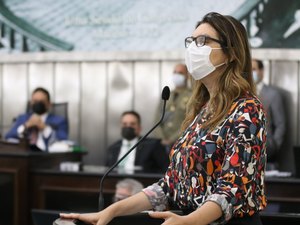 Deputada Jó Pereira defende adoção de medidas urgentes e sugere melhorias em pacote econômico