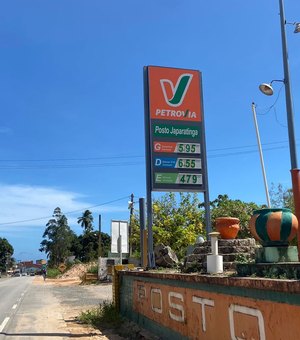 Valor do litro da gasolina comum baixa para R$ 5,95 em Japaratinga