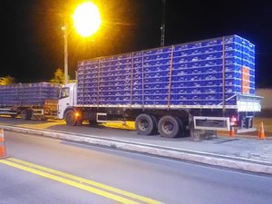 Carga de frango que seria vendida de forma irregular é apreendida em Chã Preta