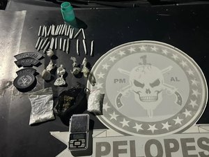 Polícia apreende drogas e prende suspeito de tráfico em Penedo