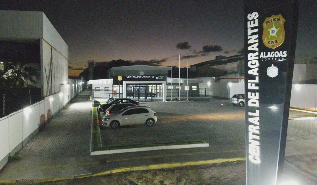 Homem é preso com drogas e balanças na Grota do Neno, Feitosa