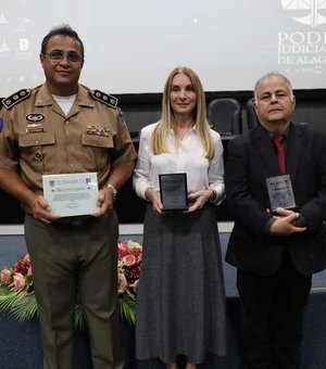 Projeto ‘Pequenos Delitos, Grandes Transformações’ recebe homenagem da PM