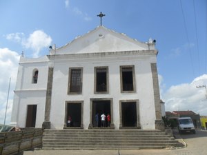 Acidente deixa motoqueiro ferido em frente à igreja matriz de Porto Calvo