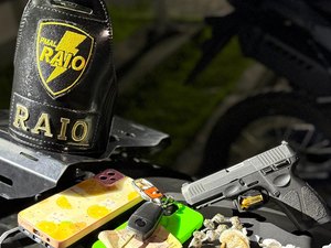 Trio é preso por tráfico de drogas na orla da Pajuçara, em Maceió