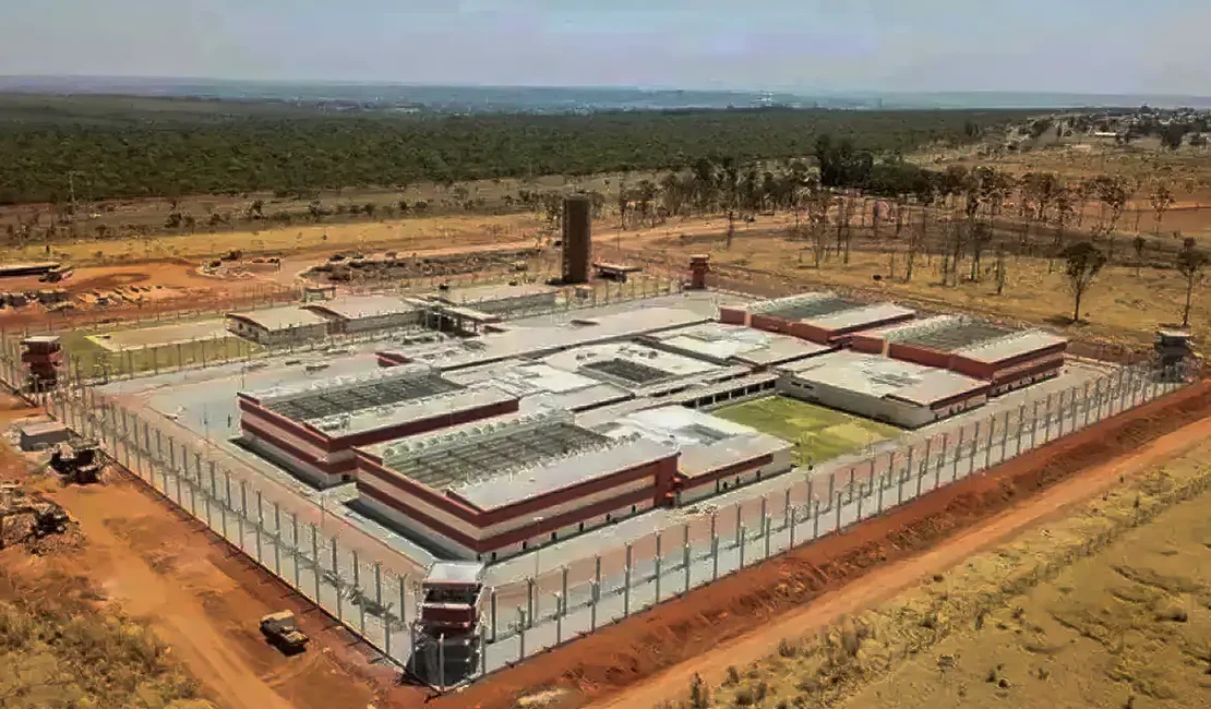 Sete líderes do Comando Vermelho vão para prisões federais