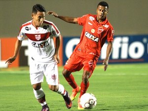 Em Goiânia, CRB joga mal e perde por 3 a 0 para o Vila Nova 