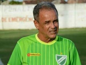 Técnico Roberval Davino receberá título de cidadão honorário da cidade de Murici