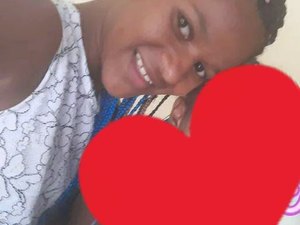 Mãe pede ajuda para custear cirurgia da filha, em Arapiraca