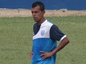 Didira e Daniel Angulo desfalcam CSA diante do Fortaleza 