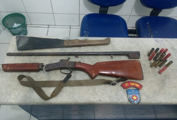 Polícia Militar apreende armas de fogo em Messias; infrator foi conduzido à Central de Flagrantes