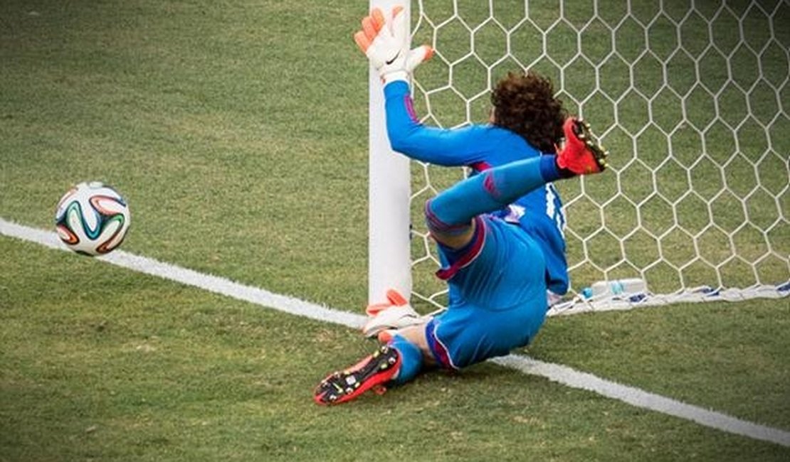 Ochoa celebra atuação contra o Brasil: 'Foi o jogo da minha vida'