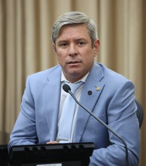 'Não podemos nos acostumar': Cabo Bebeto cobra Governo por atrasos na entrega de hospitais em Alagoas