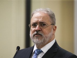 PGR pede que STF suspenda parte de indulto natalino