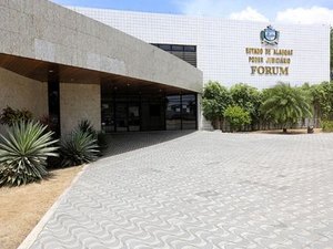 ?Acusado de matar homem por causa de boné vai a júri nesta quarta (24)