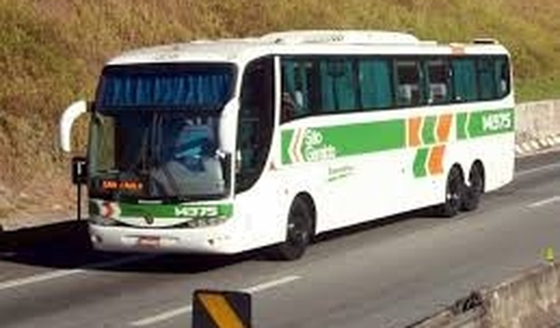 Assaltantes fazem arrastão em ônibus que saiu de Maceió com destino à Natal