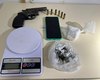 Rotam prende suspeito de tráfico e apreende arma de fogo no Conjunto Colibri