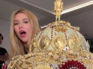 Virginia Fonseca exibe nas redes chocotone de R$ 5 mil