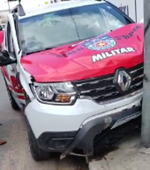 [Vídeo] Viatura do 3º BPM  se envolve em acidente no municipio de Arapiraca