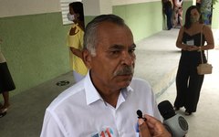 Tarciso Freire é o primeiro, dos sete candidatos a prefeito por Arapiraca, a votar neste domingo