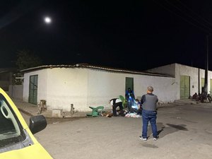 Mais um homem é assassinado por desconhecidos em motocicleta no comércio de Canapi