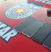 Dupla é presa após realizar arrastão no bairro Pinheiro, em Maceió