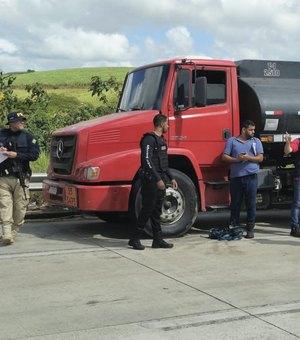 PCAL atua para em operação integrada fiscalizar caminhões-tanque em Alagoas
