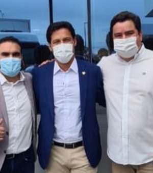 Pré-candidatos a deputados estaduais do PSDB prestigiam inauguração do Hospital de Amor, em Arapiraca