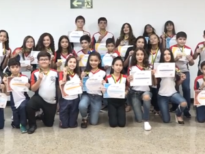 Alunos da Escola Santa Afra são destaque em olímpiada de matemática