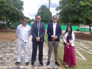 Ministério Público visita instituição que cuida de dependentes químicos em Palmiera