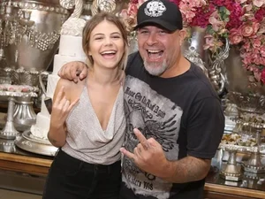 Filha de Mingau, do Ultraje a Rigor, anuncia gravidez