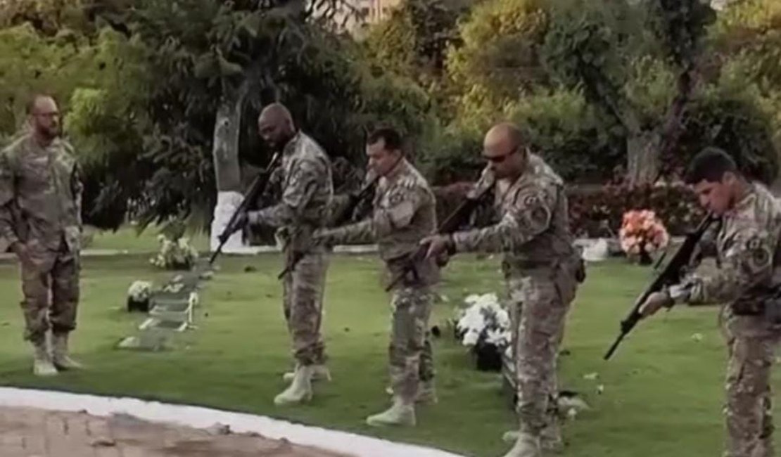 PRF em Sergipe faz homenagem a homem que morreu após mal súbito em TAF