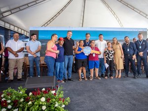 Prefeitura entrega 609 casas e encerra espera de 15 anos em Rio Largo