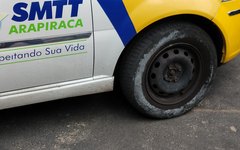Agentes de trânsito da SMTT de Arapiraca realizam protesto