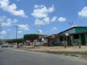 Moto colide em carro na rodovia AL 413 em São Luís do Quitunde