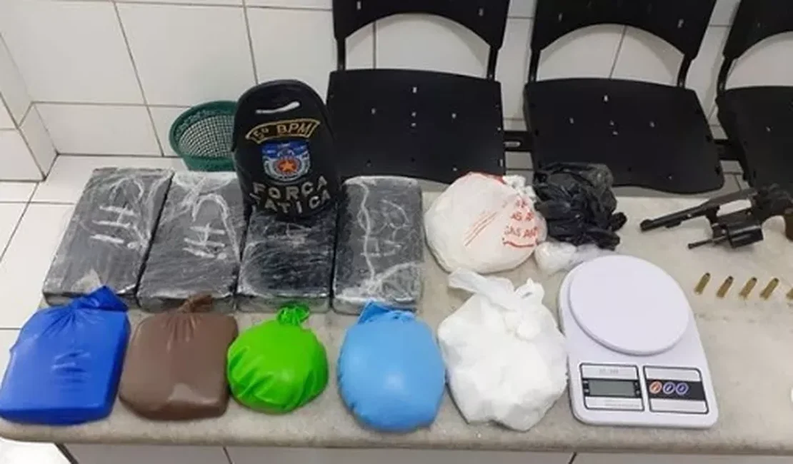 Homem é preso com sete quilos de cocaína dentro de casa em Maceió