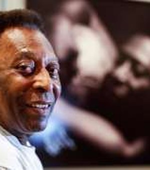 Pelé se pronuncia sobre a morte de Paolo Rossi: 'O céu está recebendo muitos craques'