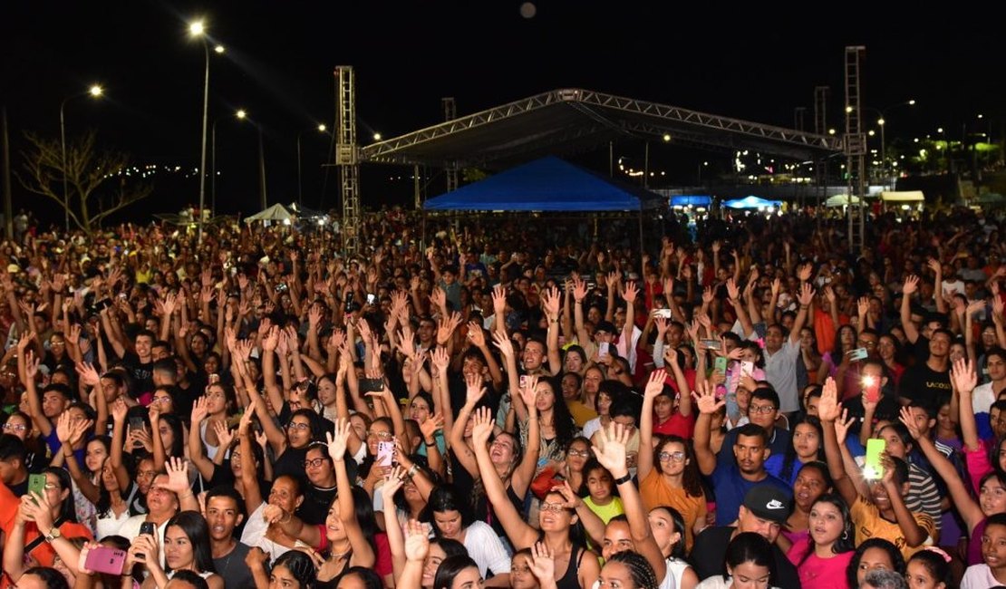 Penedo Celebra a Fé: Prefeitura realiza maior evento evangélico da história