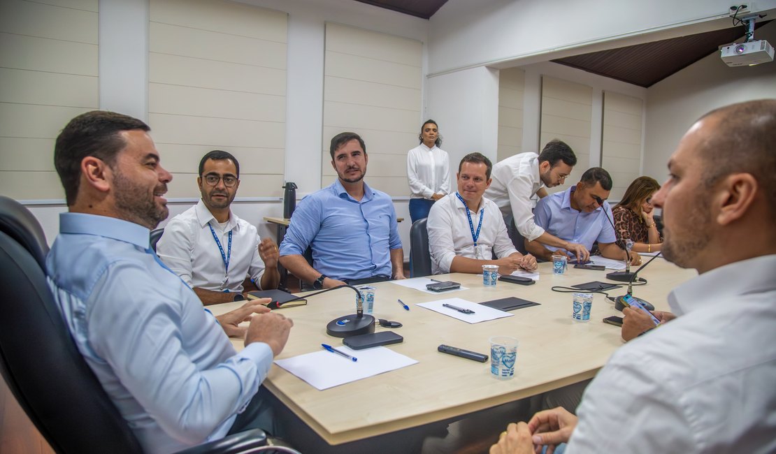 Vereadores sugerem à BRK Ambiental melhor comunicação com consumidores de Maceió