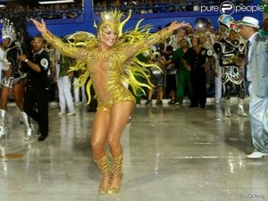 Claudia Leitte deixa posto de rainha da Mocidade: 'Me despeço em êxtase'