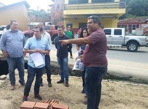 Técnicos do Banco Andino visitam estação de biotecnologia em São Miguel dos Milagres