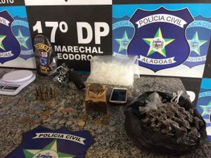 Operação prende dupla acusada de tráfico de drogas em Marechal Deodoro