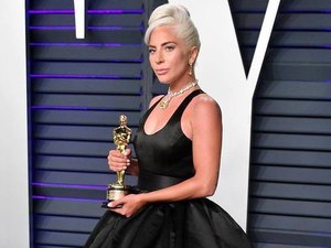 Lady Gaga revela que engravidou após ser estuprada aos 19 anos