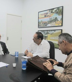 Prefeitura de Arapiraca repassa R$ 4,2 milhões para Hospital Regional, Pestalozzi e Apae