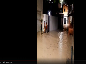 [Vídeo] Fortes chuvas alagam ruas de Rio Largo