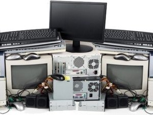 Defensoria realiza primeiro leilão de móveis e veículos obsoletos