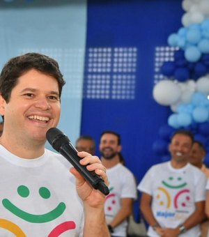 Davi Davino Filho cresce no interior e se fortalece na disputa pelo Senado