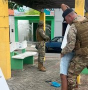 Dupla é presa com crack e maconha durante operação do Bope em Igreja Nova