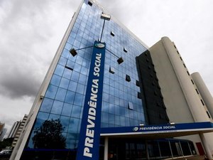 Drive-thru do INSS: veja as regras para entregar documentos em agências